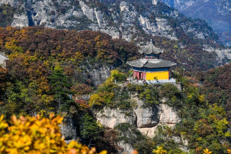 X39：玩转宁夏品尝西北美食—六盘山森林公园、崆峒山、须弥山石窟、青铜峡（黄河大峡谷青铜峡108塔、黄河楼）、水洞沟遗址、沙湖、贺兰山岩画、西夏王陵 双卧7日 （6-10人小团） 